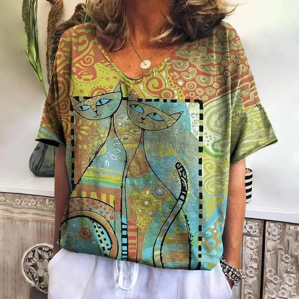 Roxie™ | The Artistic Cat Tee
