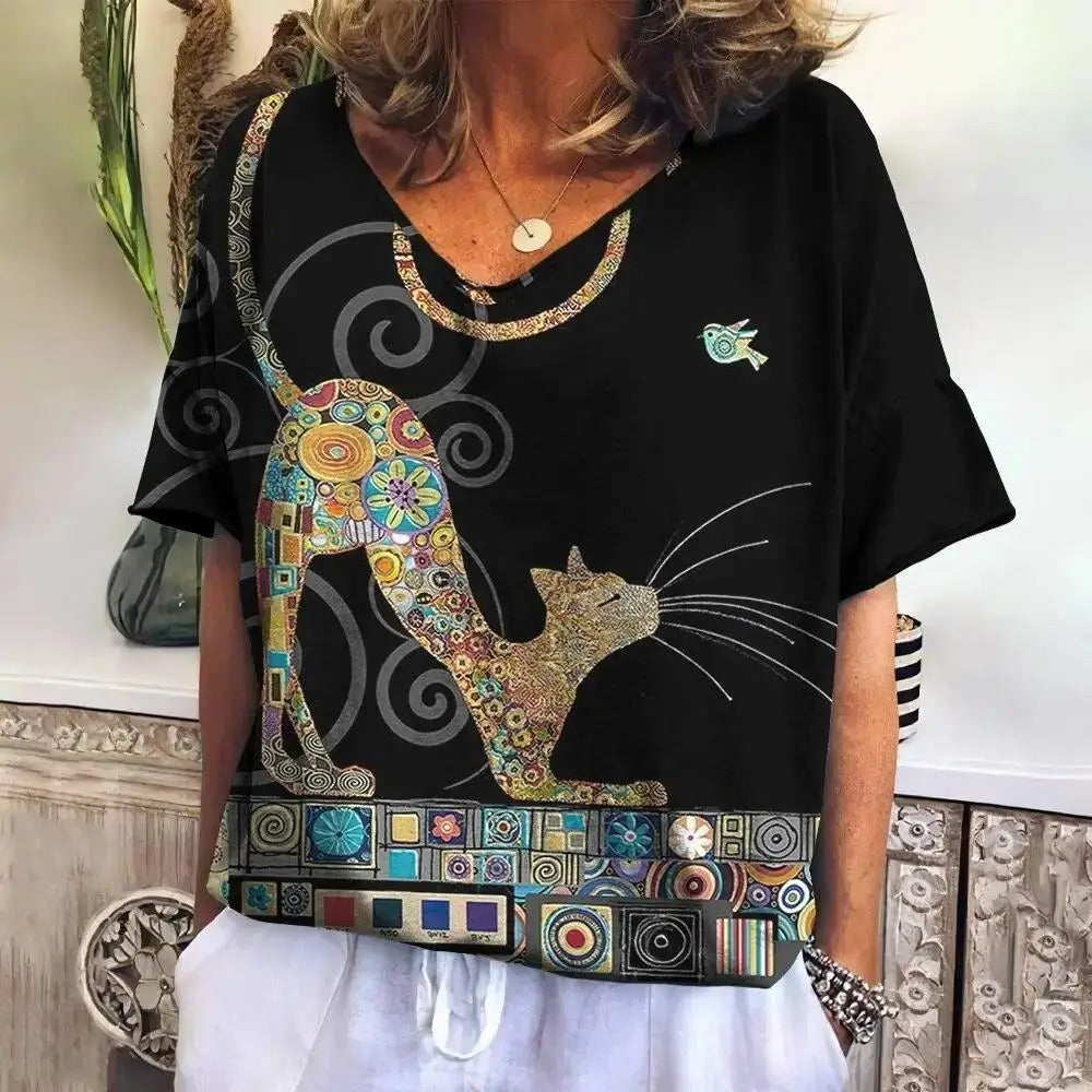 Roxie™ | The Artistic Cat Tee