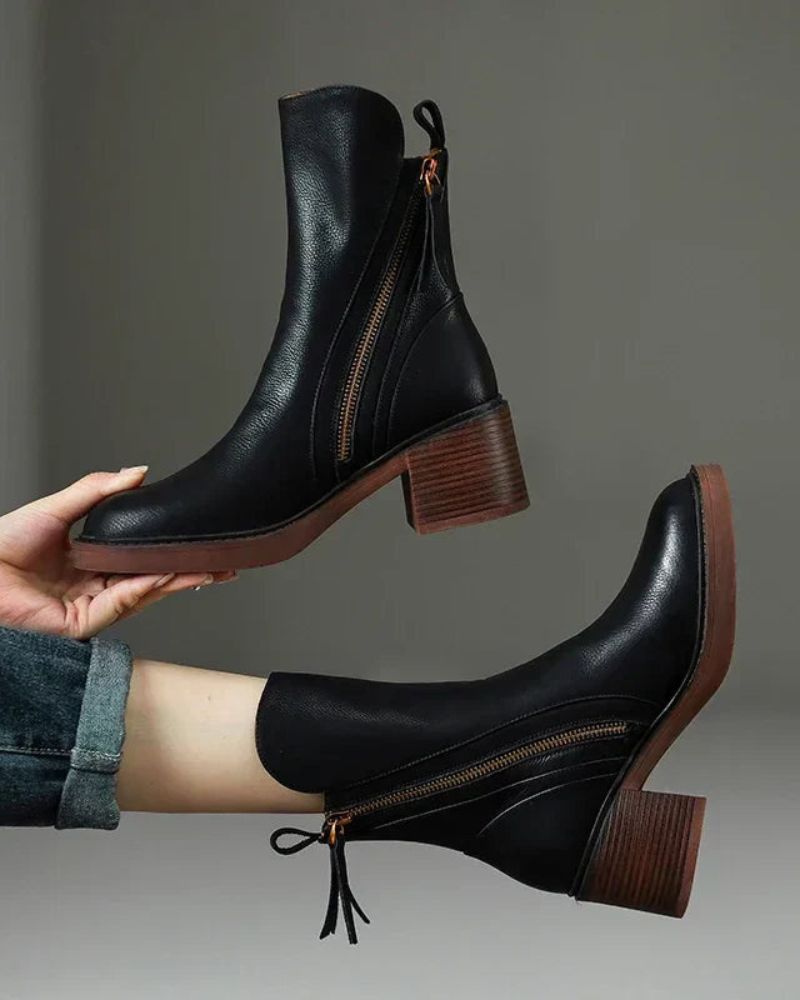 Gweana | Leather Ankle Boots with Block Heel