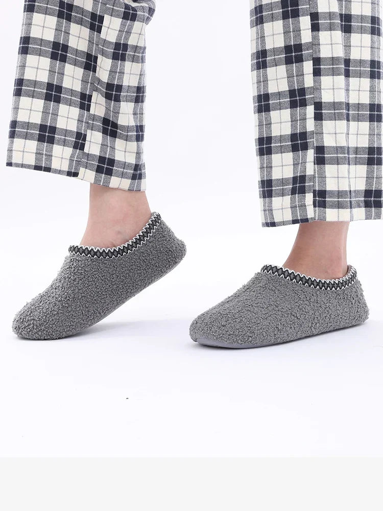 Helelle | Fleece Memory Foam House Slippers