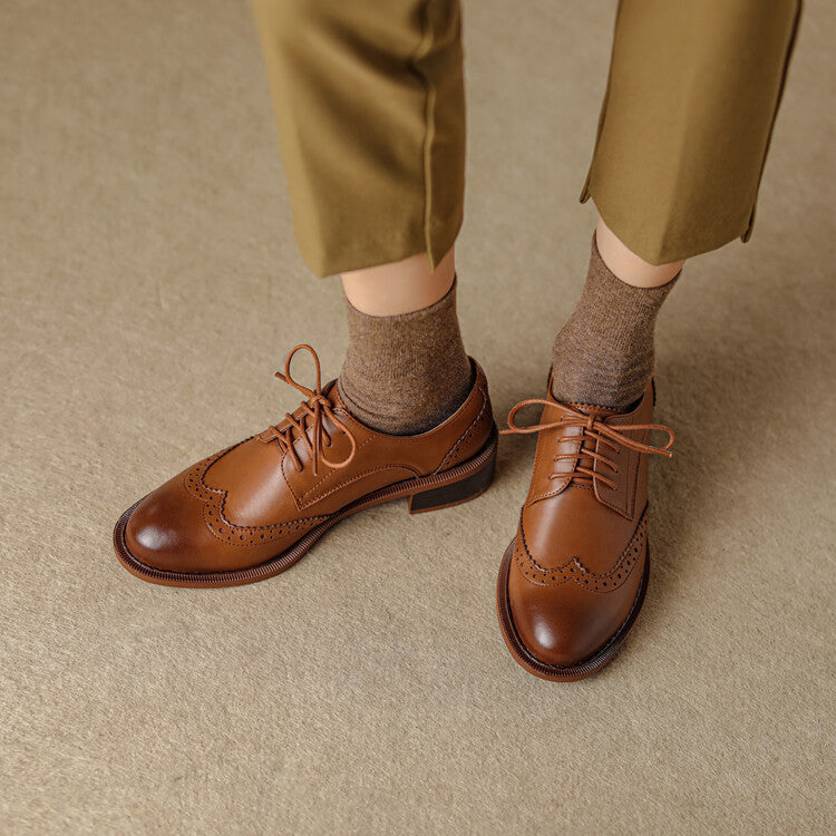 Ingeborg | Wingtip Leather Oxfords with Block Heel