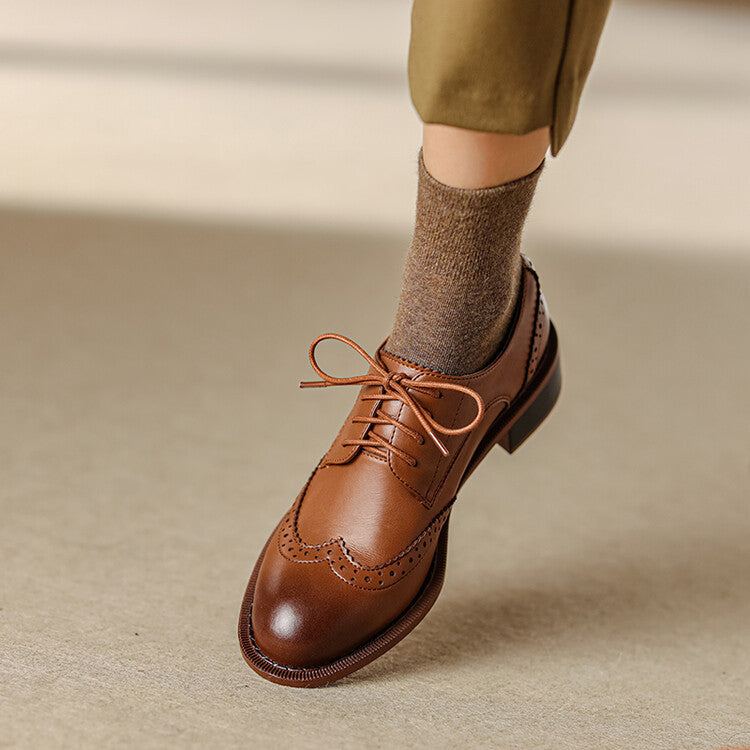 Ingeborg | Wingtip Leather Oxfords with Block Heel