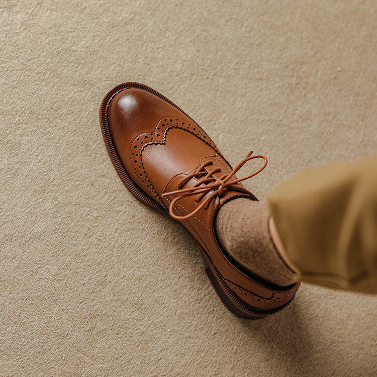 Ingeborg | Wingtip Leather Oxfords with Block Heel