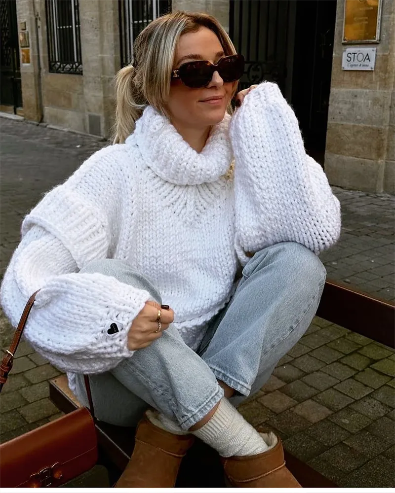 Isaora | Oversized Chunky Knit Folded Turtleneck Sweater
