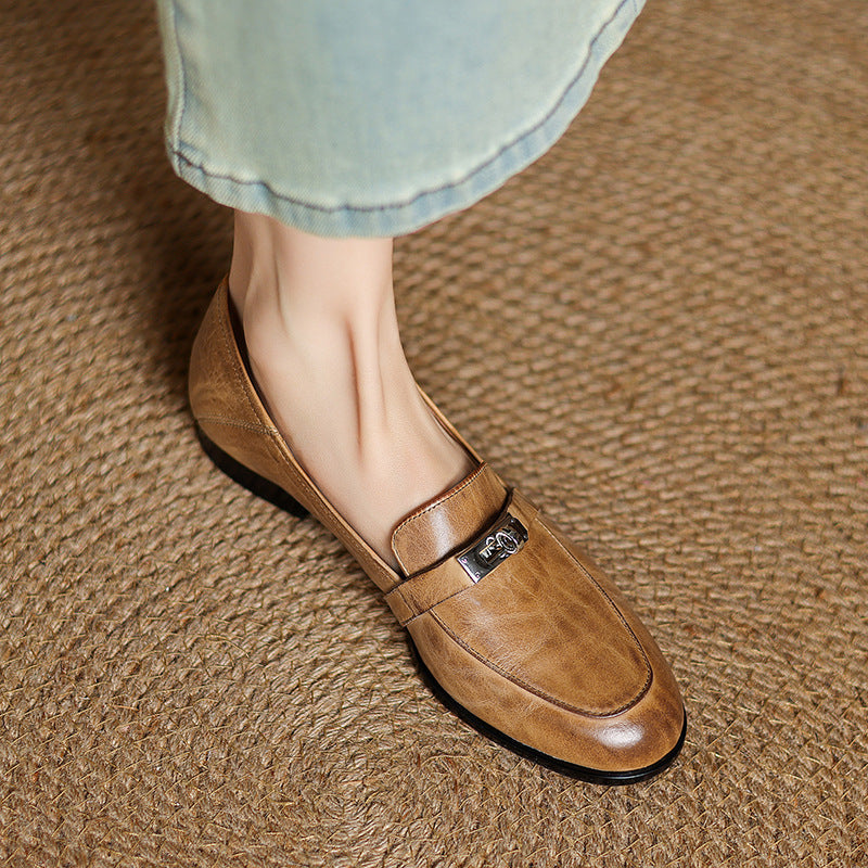 Joranne | Leather Loafers with Lock Detail