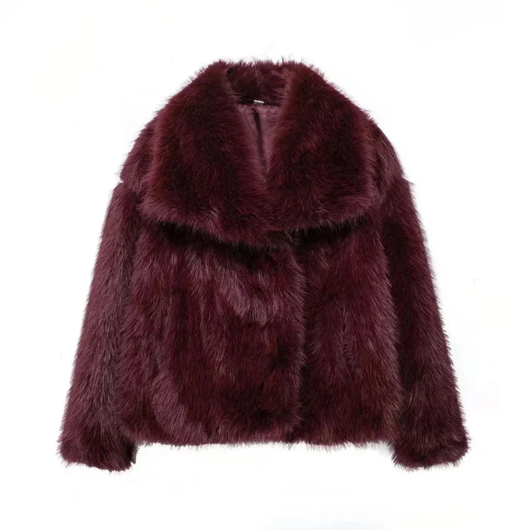 Kaenne | Short Faux Fur Coat with Wide Lapels