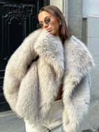 Kaenne | Short Faux Fur Coat with Wide Lapels