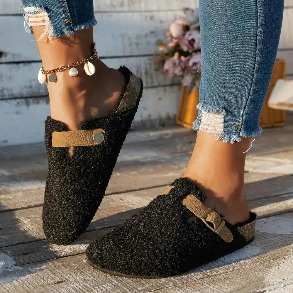 Lauora | Sherpa Clog Slippers with Buckle Strap