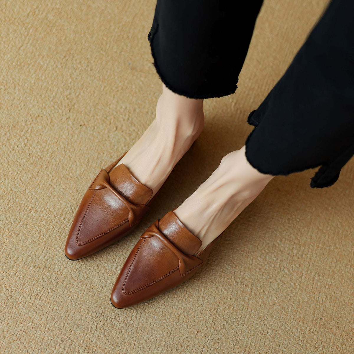 Norine | Pointed Leather Mules with Folded Vamp