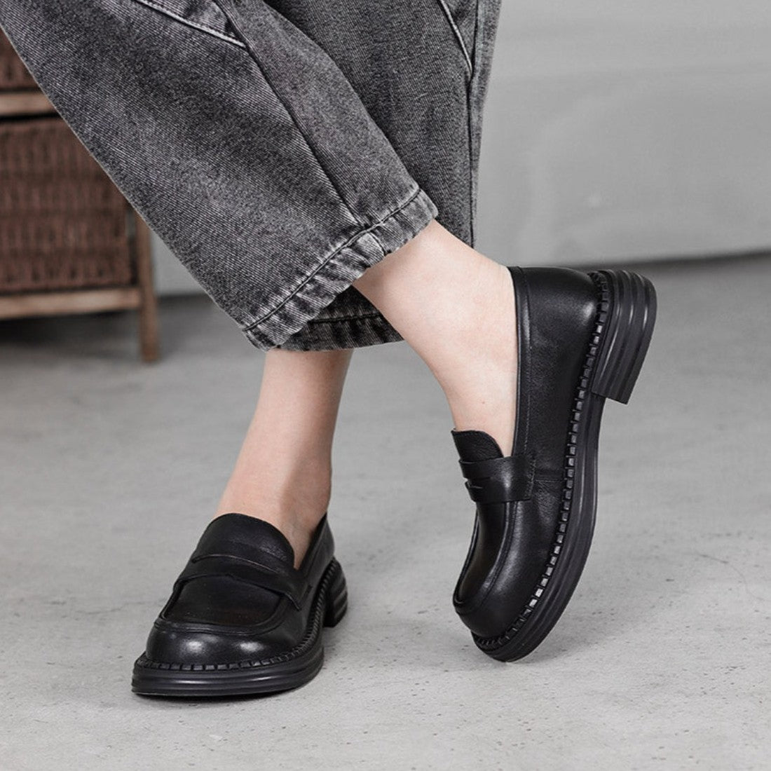 Ophelle | Round-Toe Leather Loafers with Block Sole