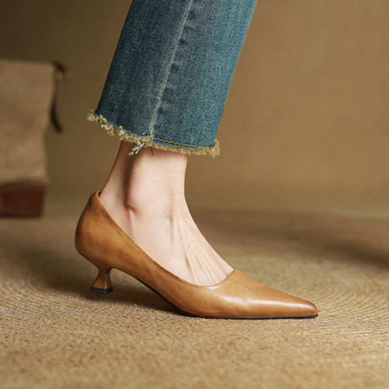 Saffiya | Leather Kitten Heel Pumps with Pointed Toe