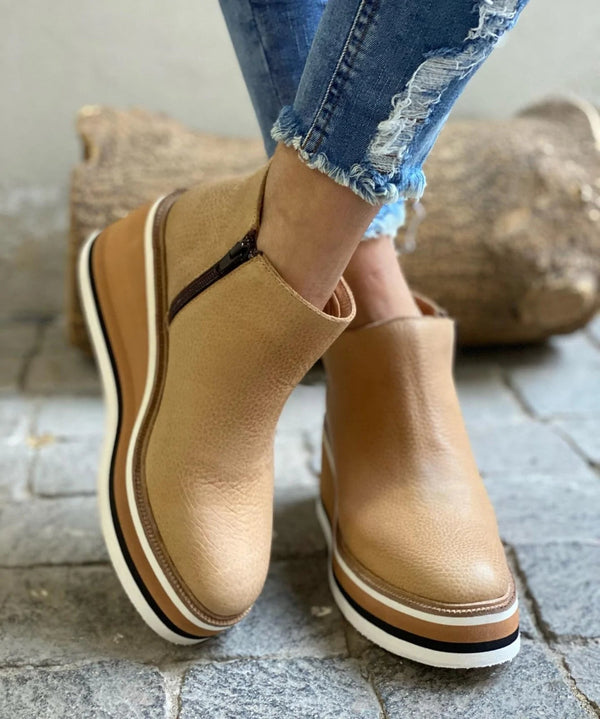 Theara | Minimalist Cushioned Ankle Boots