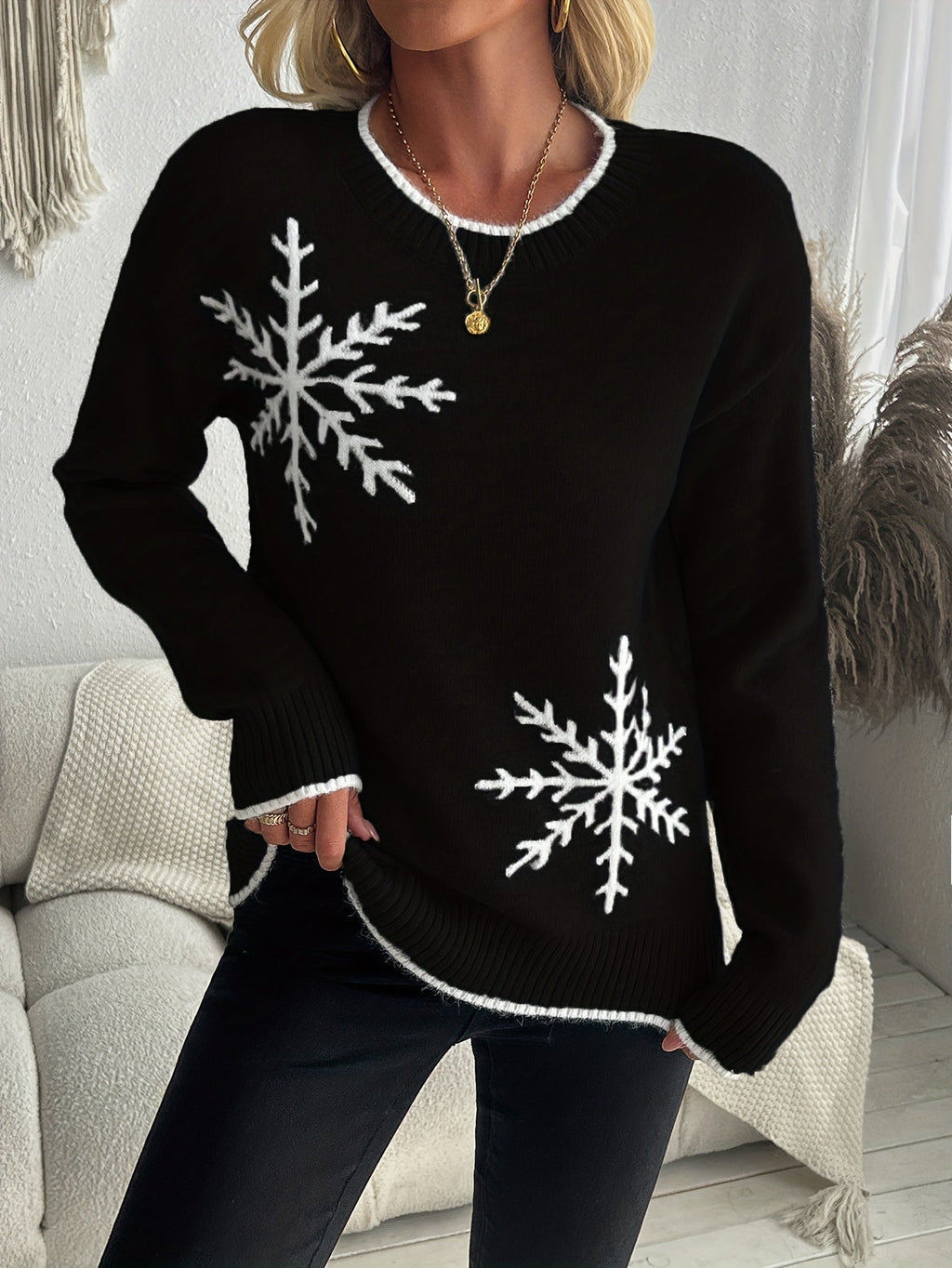 Vioenne | Snowflake Jacquard Knit Christmas Sweater