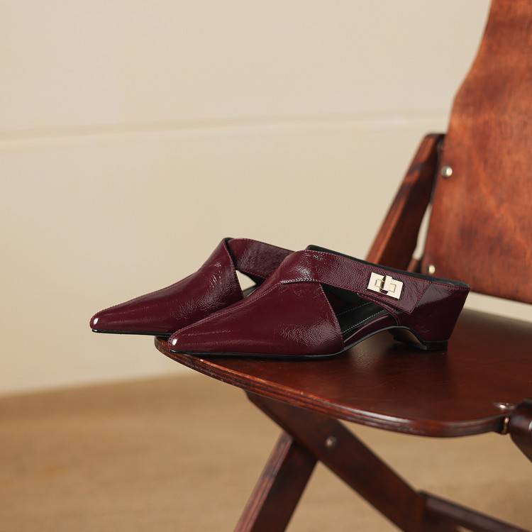 Winanne | Pointed Lambskin Leather Mules