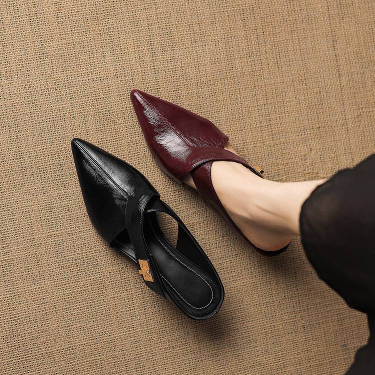 Winanne | Pointed Lambskin Leather Mules